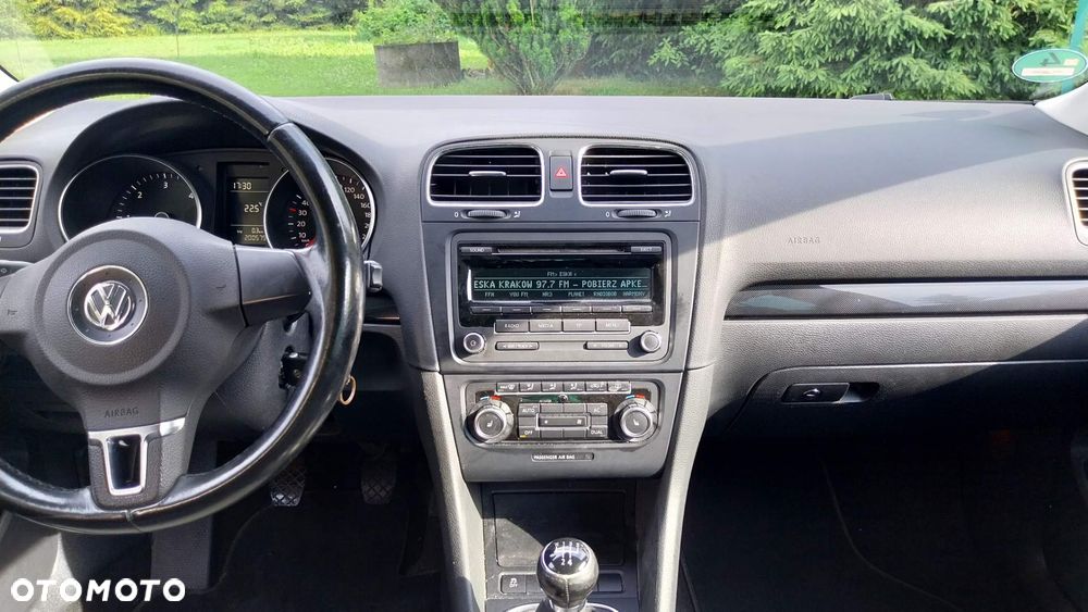Volkswagen Golf - 8