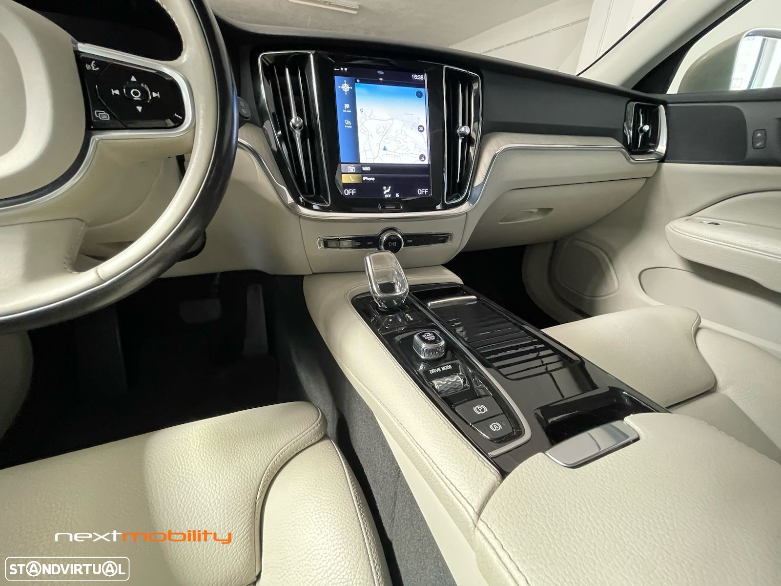 Volvo V60 2.0 T8 AWD TE Inscription - 13