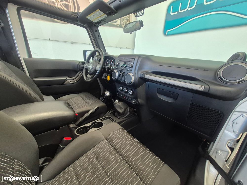 Jeep Wrangler 2.8 CRD MTX Sport 4L - 23