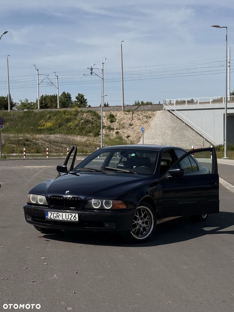 BMW Seria 5 - 1