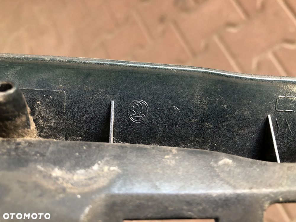 SKODA OCTAVIA I LIFT 2001- GRILL W ZDERZAK PRZÓD ATRAPA PRZEDNIA KRATKA RAMKA - 10