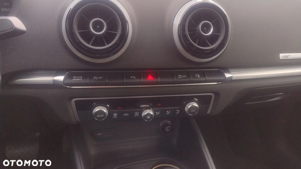 Audi A3 3-drzwiowe 1.6 TDI S tronic sport - 11