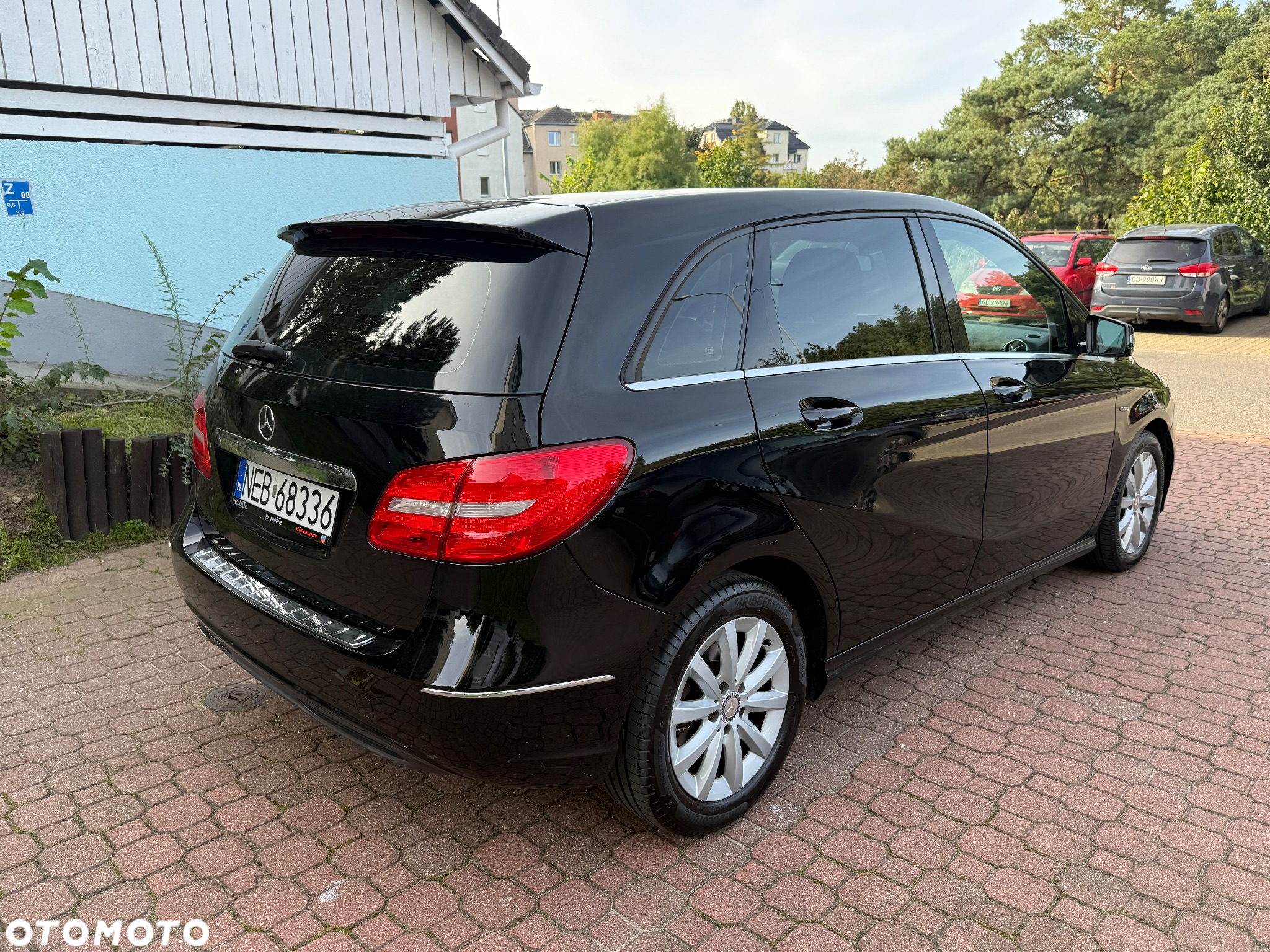 Mercedes-Benz Klasa B 180 BlueEFFICIENCY Edition - 4