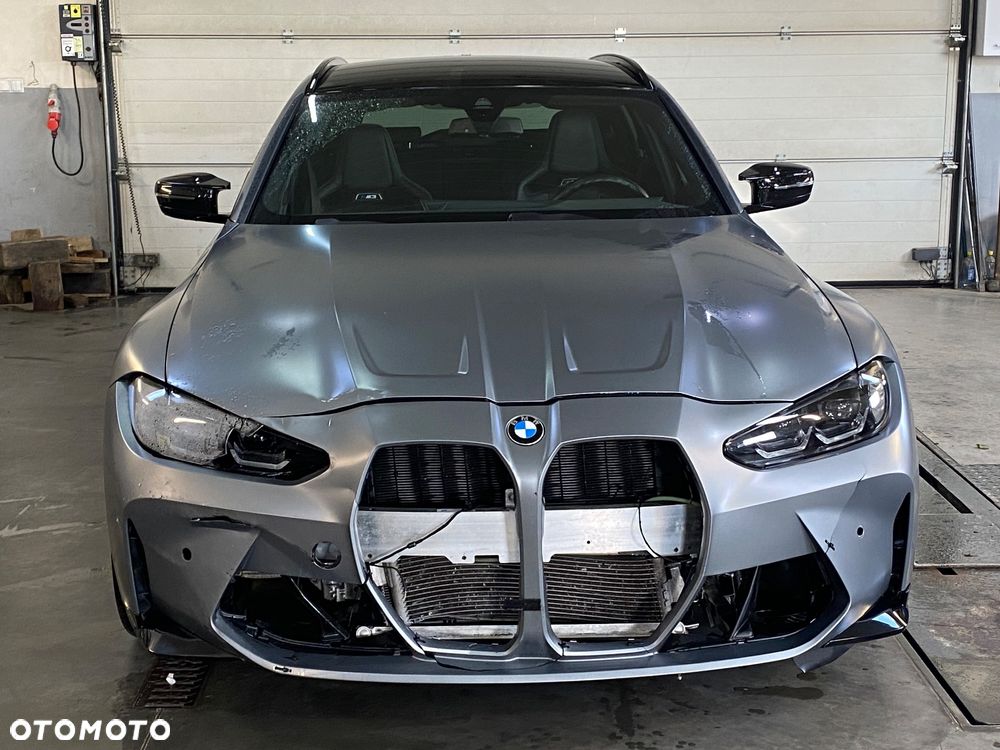 BMW M3 Competition M xDrive - 4