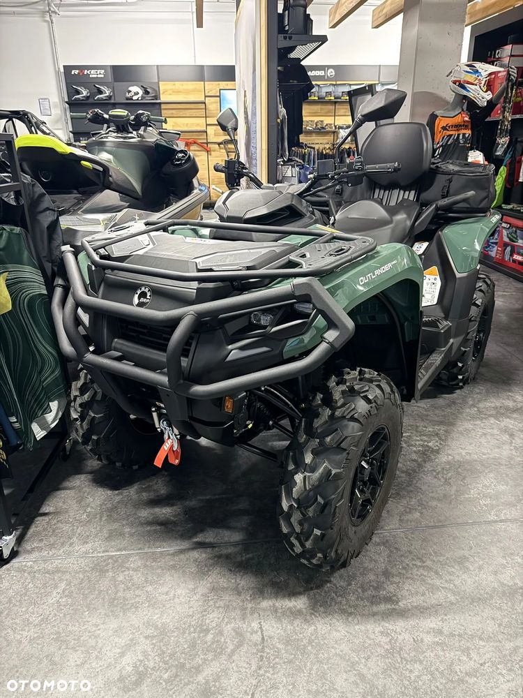 Can-Am Outlander Max - 1