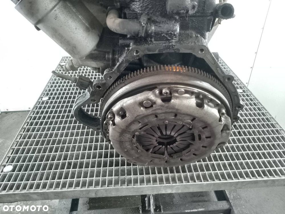 SILNIK SSANGYONG REXTON 665925 2.7 XDI - 4