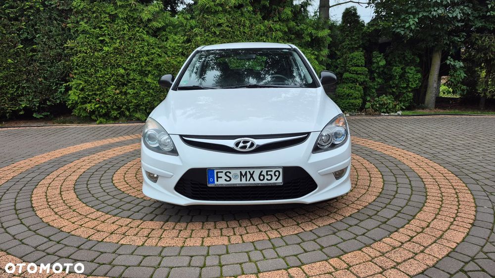 Hyundai i30 1.6 CRDi Classic + World Cup - 23