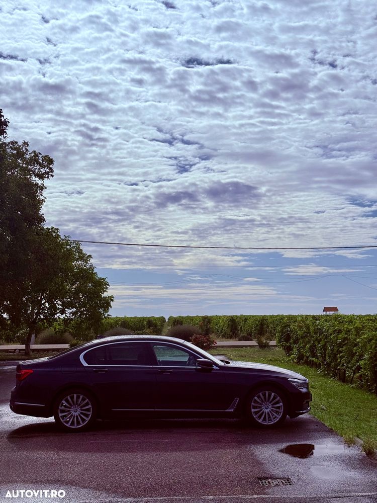 BMW Seria 7 730d - 11