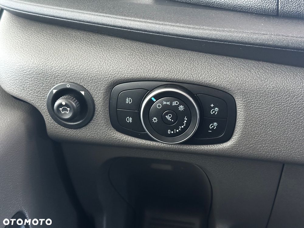 Ford Transit - 24