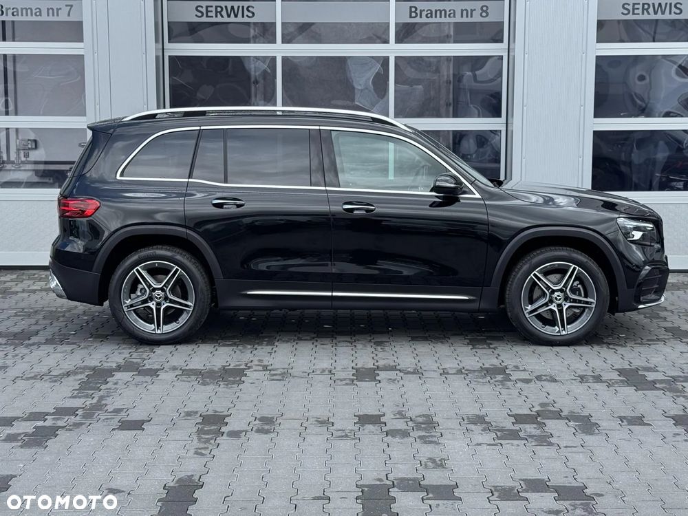 Mercedes-Benz GLB 200 AMG Line 7G-DCT - 7