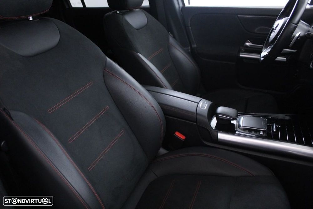 Mercedes-Benz GLA 180 d AMG Line - 14