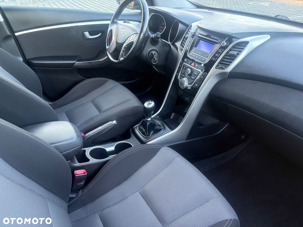Hyundai i30 1.4 BlueDrive Comfort - 8