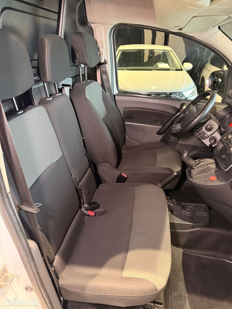 Renault Kangoo Outro - 23