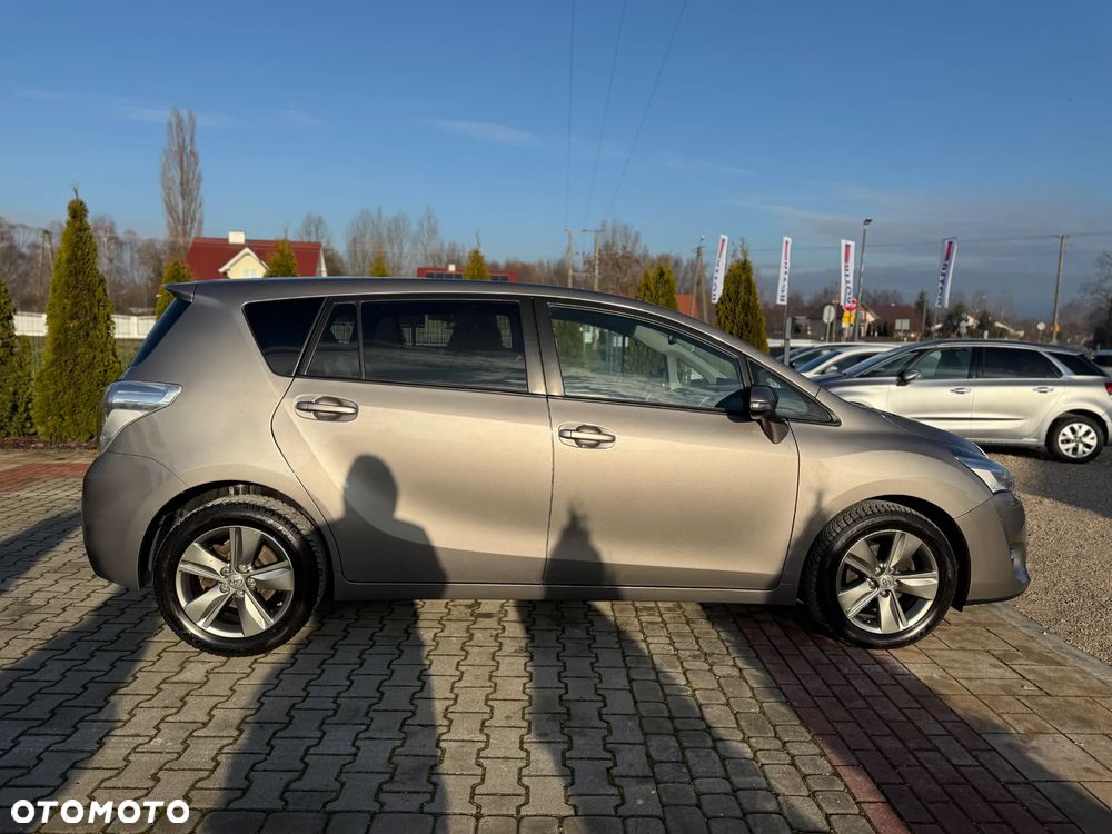 Toyota Verso 1.6 D-4D 5-Sitzer Start/Stop Skyview Edition - 7