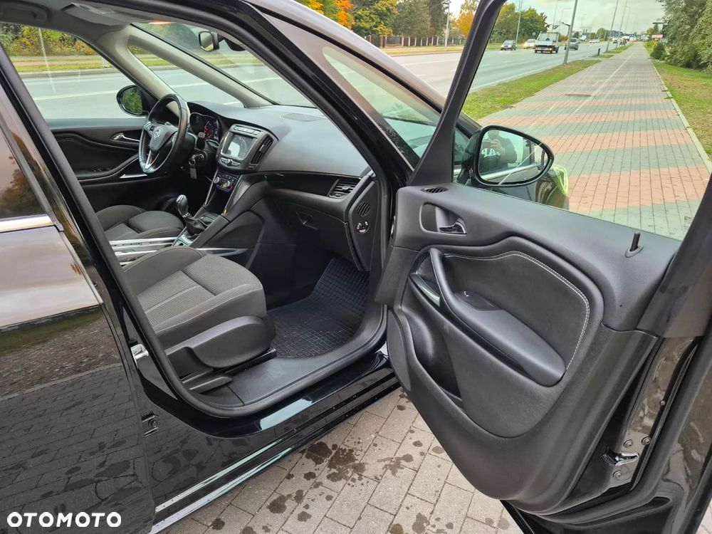 Opel Zafira Diesel Innovation - 17