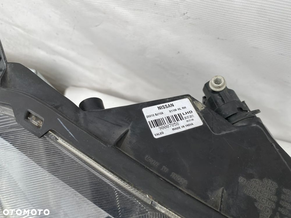 lampa nissan nv200 prawa eu cała - 3