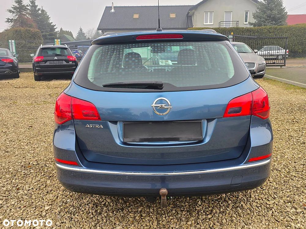 Opel Astra 1.4 Turbo Cosmo - 9