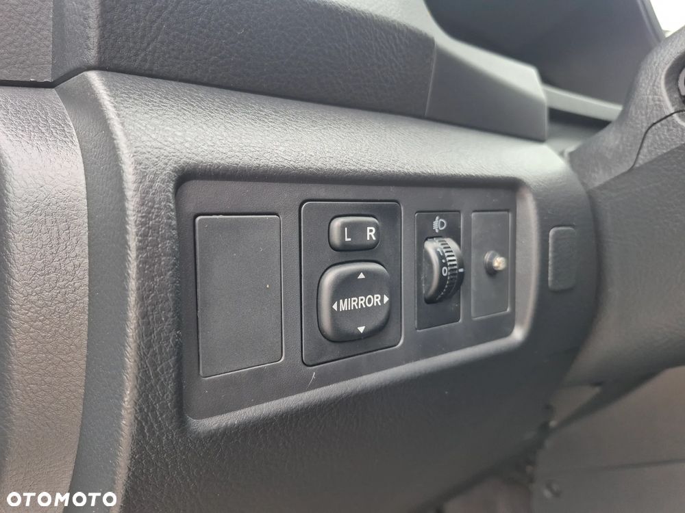 Toyota Corolla Verso 2.2 D-4D DPF Sol - 20