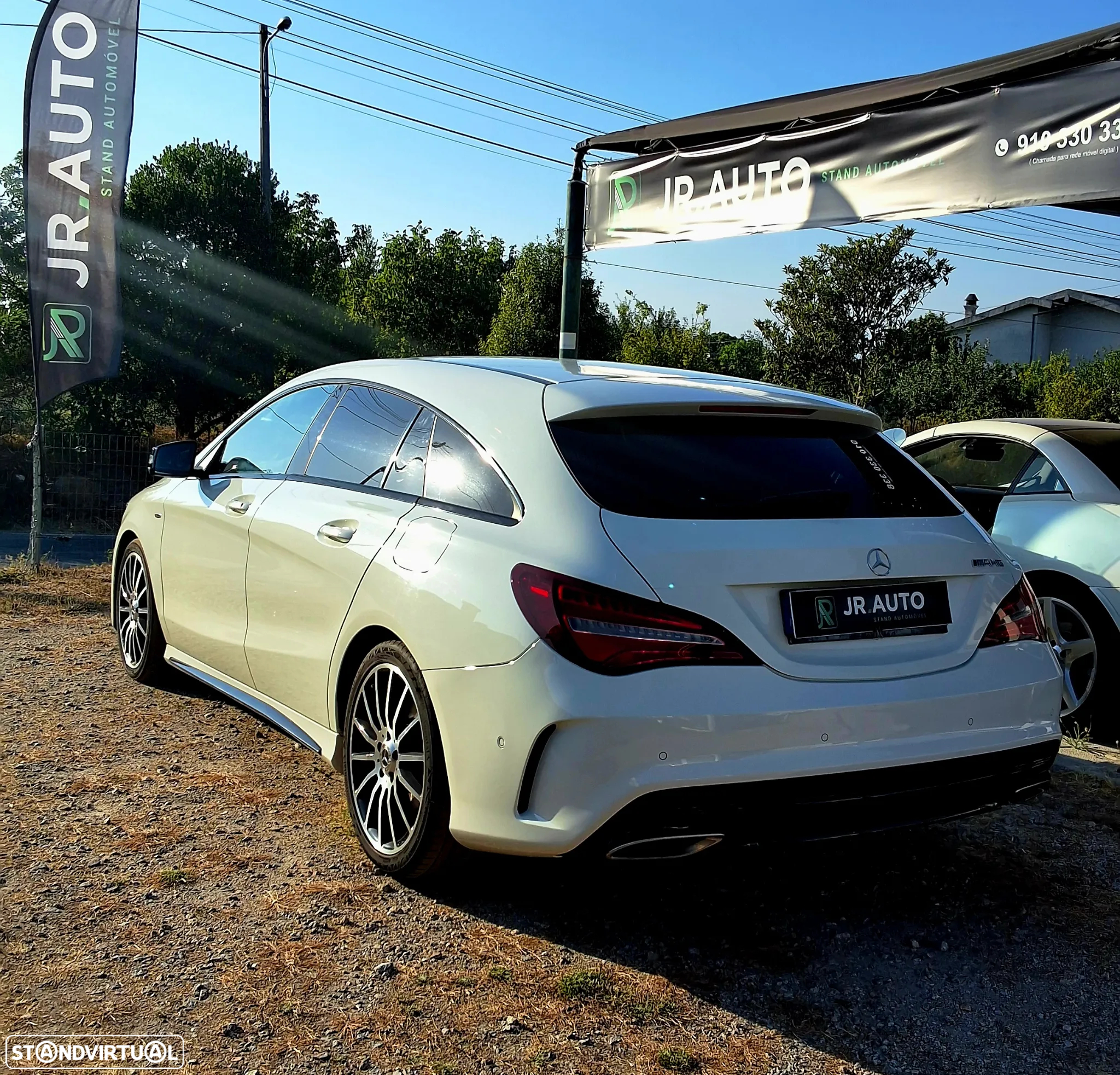 Mercedes-Benz CLA 180 d Shooting Brake AMG Line - 4