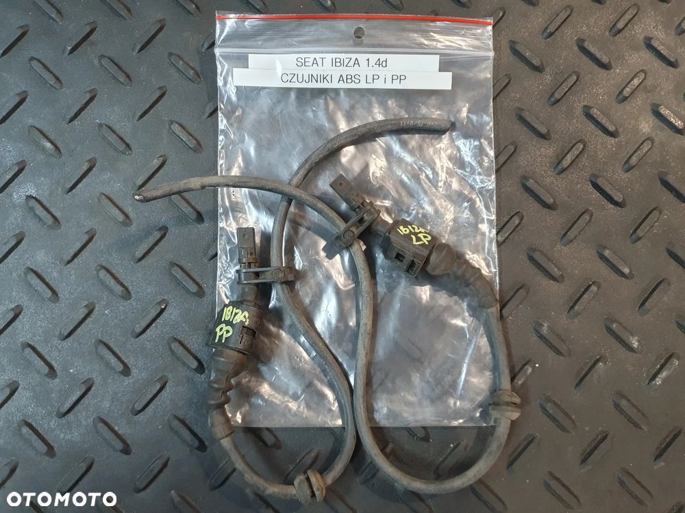 Czujnik abs lewy przód Seat Ibiza III  + WTYCZKA INSTALACJA - 1