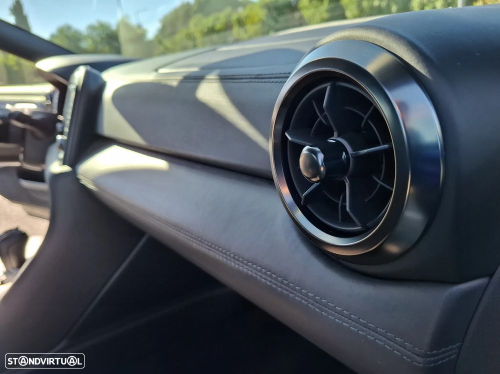 Nissan GT-R 3.8 V6 Black Edition - 36