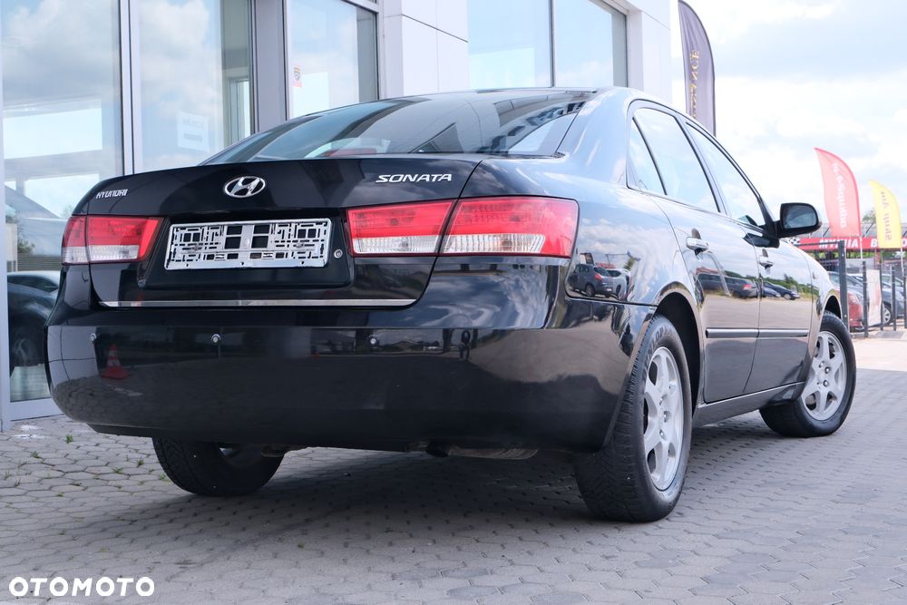 Hyundai Sonata 2.0 CRDi Style - 8