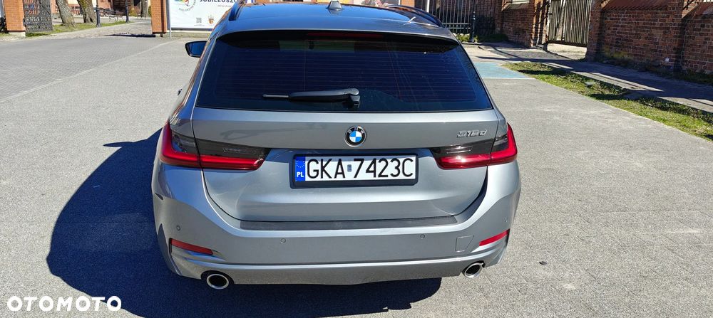 BMW Seria 3 318d MHEV - 8