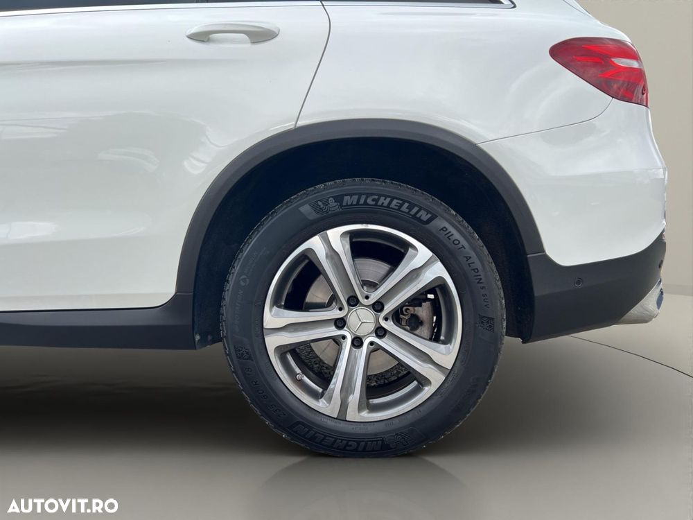 Mercedes-Benz GLC 250 d 4MATIC 9G-TRONIC - 35