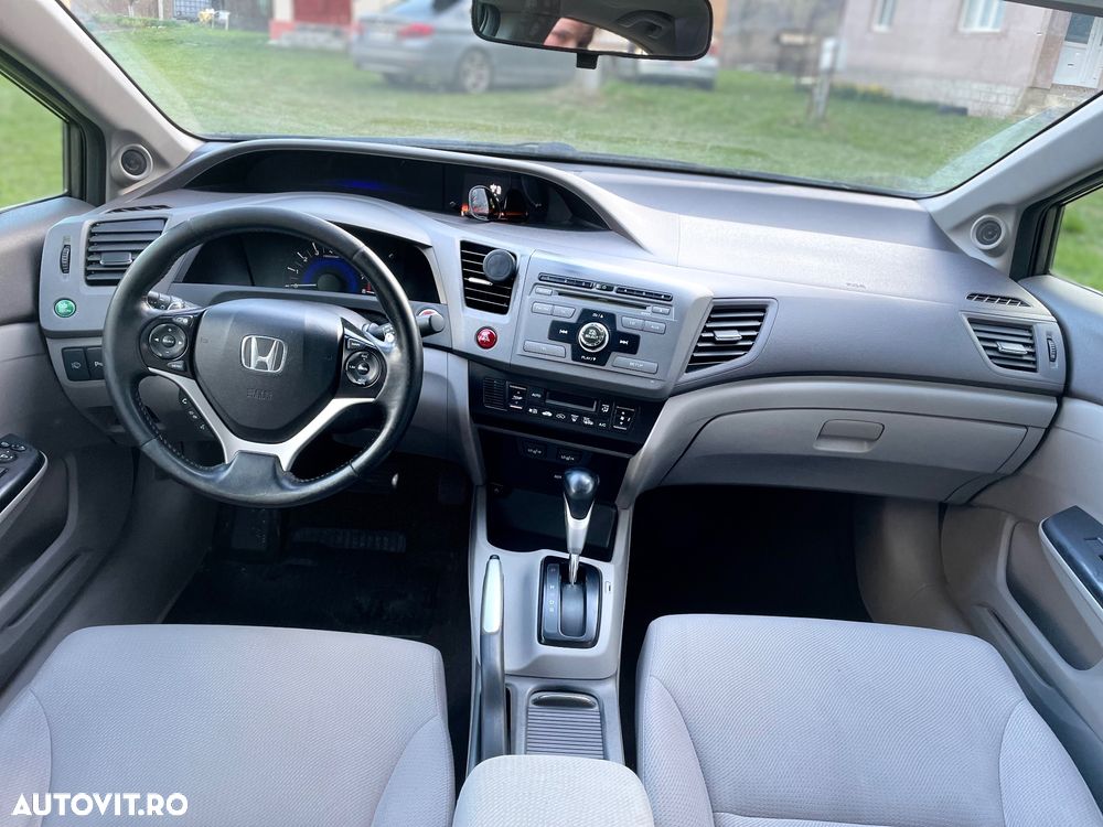 Honda Civic 1.8i-VTEC i-SHIFT Executive - 9