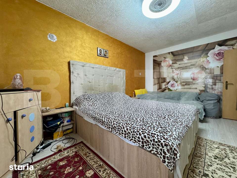 Apartament 2 camere, curte comuna - zona centrala — fotografia 3