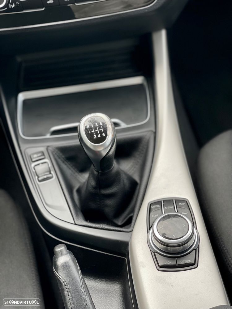 BMW 116 d EfficientDynamics - 14