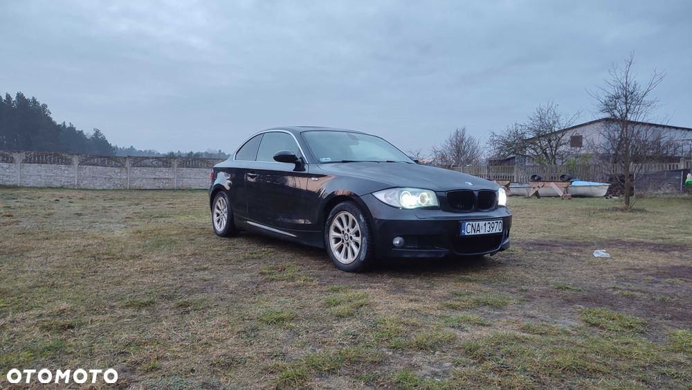 BMW Seria 1 2009 photo 2
