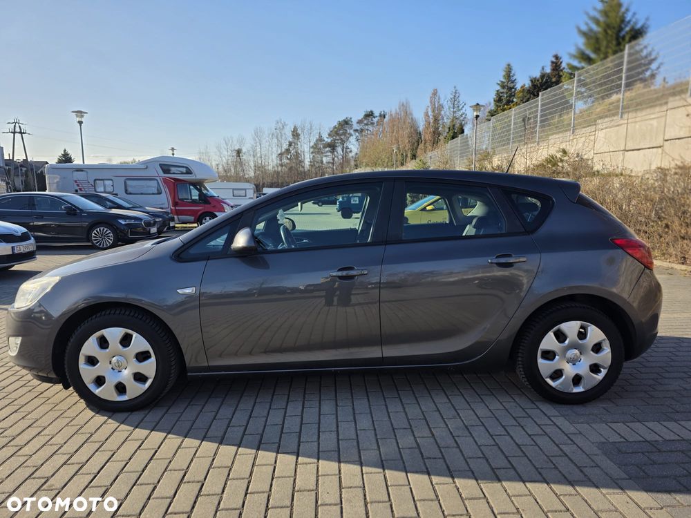 Opel Astra 1.6 - 4