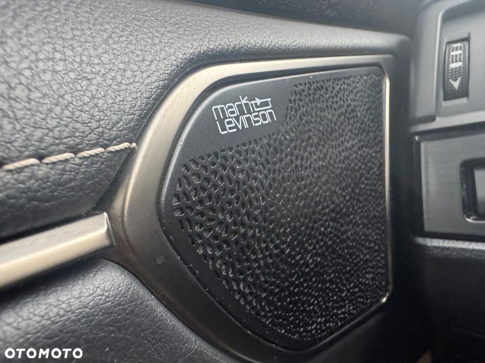 Lexus ES 300h Prestige - 27