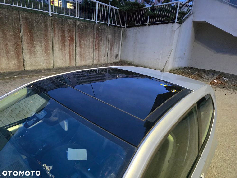 Volkswagen up! black style - 3