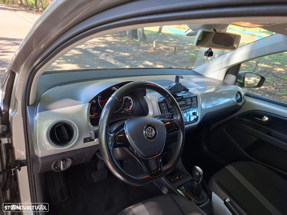 VW e-Up! - 18