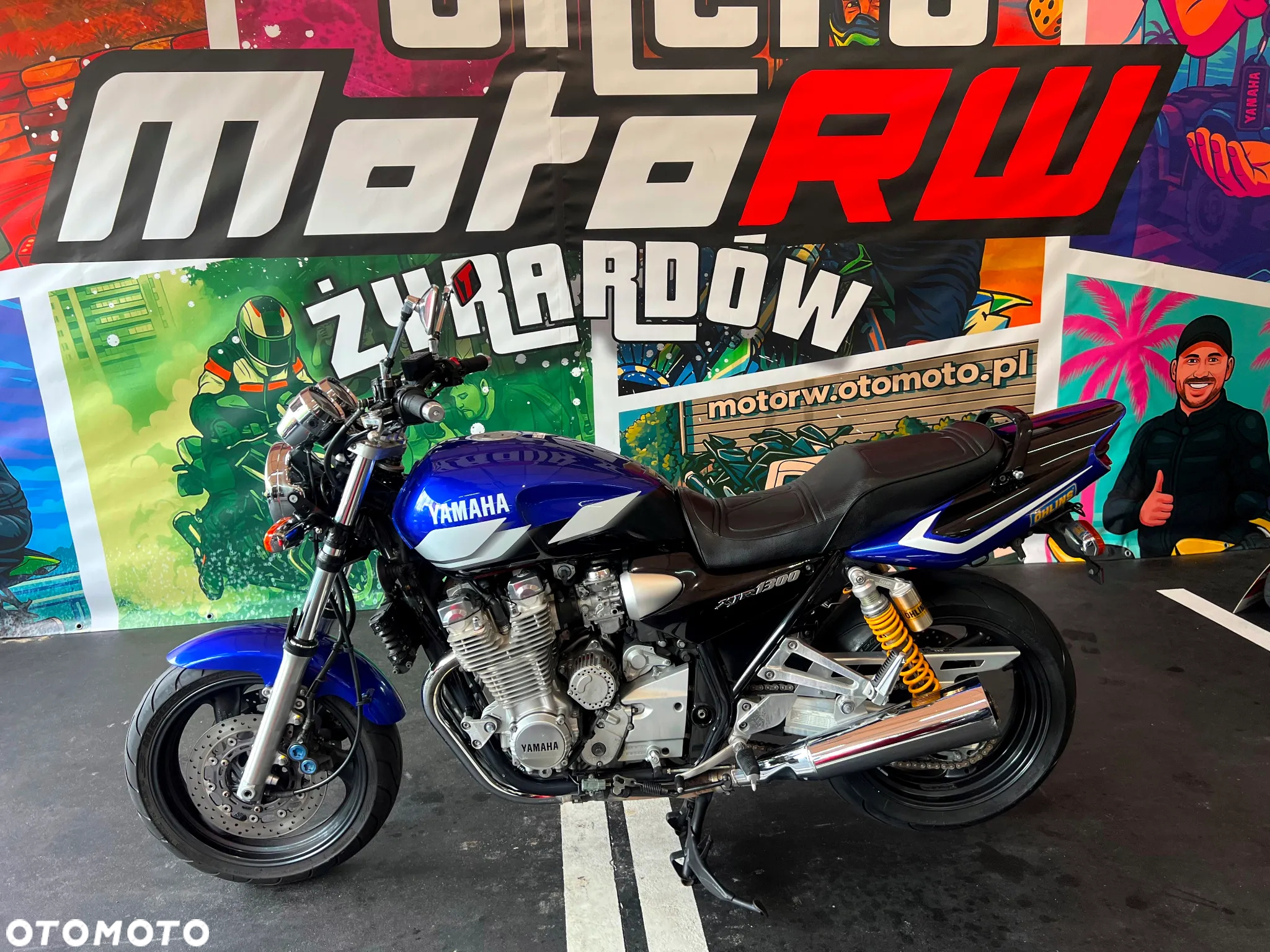 Yamaha XJR - 16