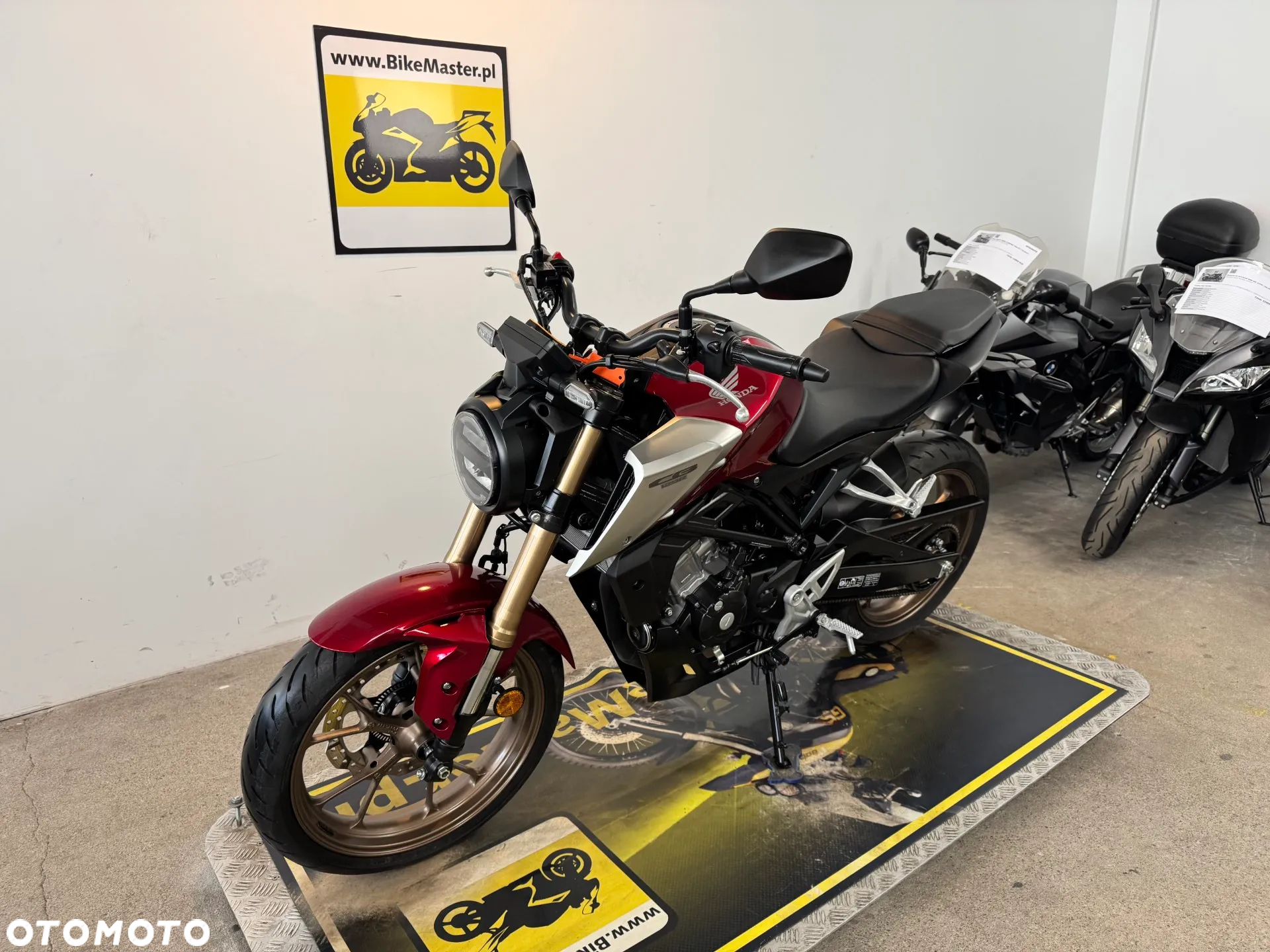 Honda CB - 4