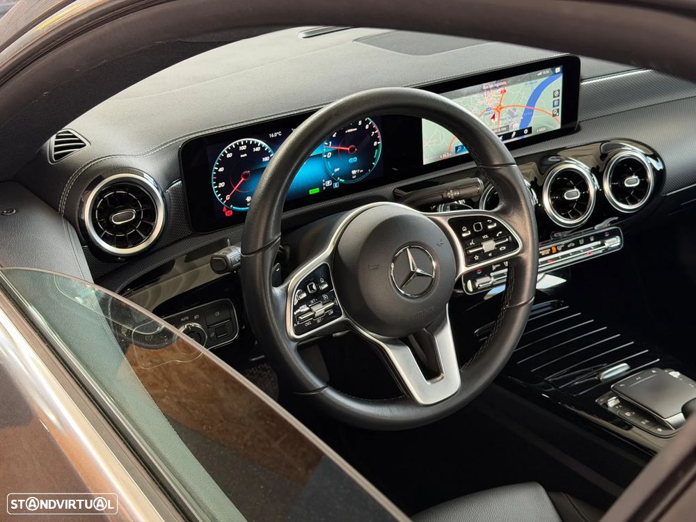 Mercedes-Benz CLA 250 e 8G-DCT Progressive - 16