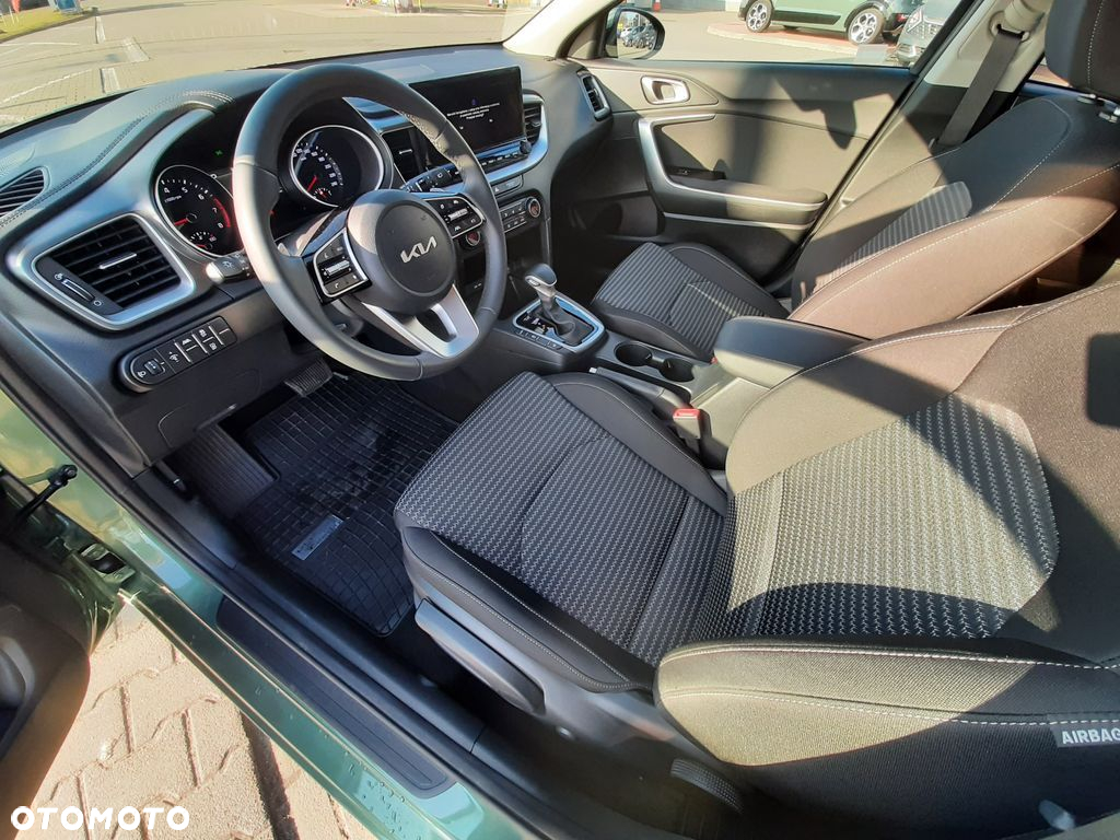 Kia Ceed 1.5 T-GDI M DCT - 9