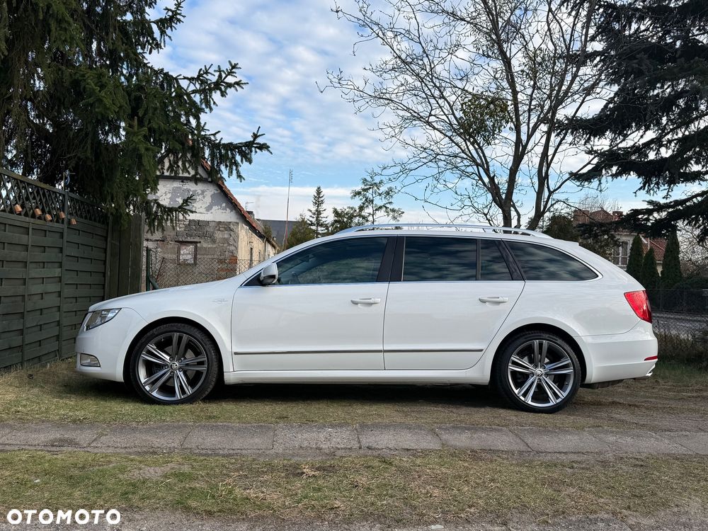 Skoda Superb 2.0 TDI L&K DSG - 15