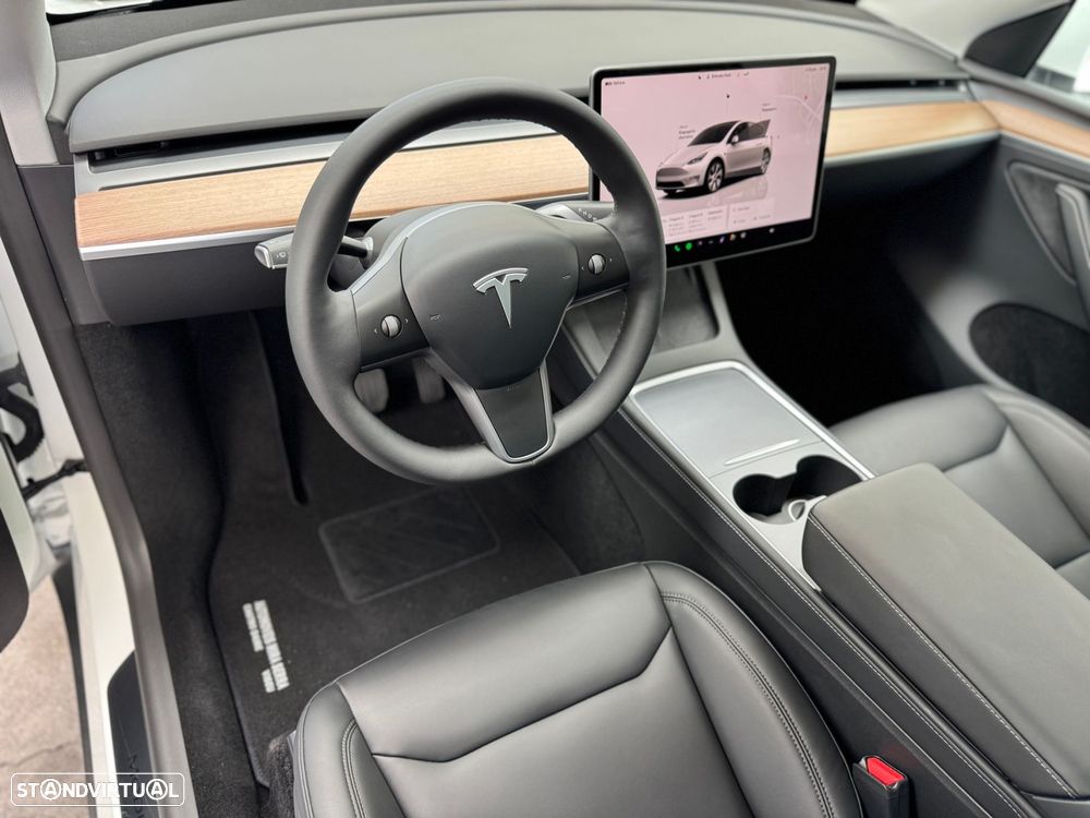 Tesla Model Y Long Range Tração Traseira - 17