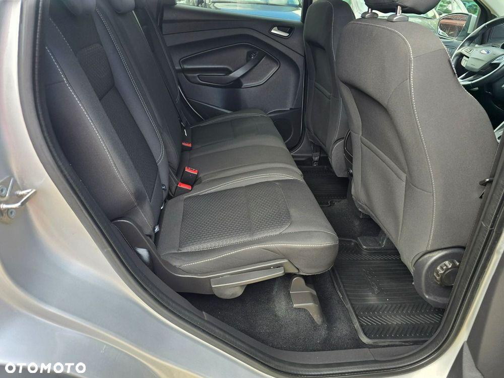 Ford Kuga 2.0 TDCi AWD Trend - 12