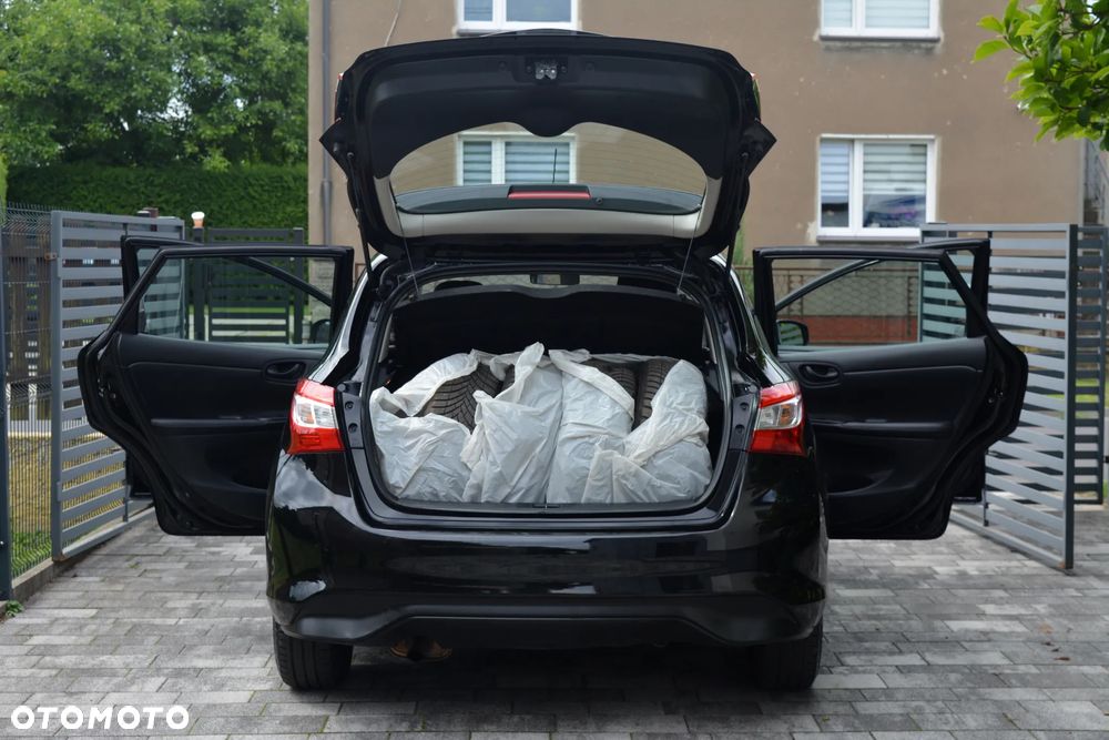 Nissan Pulsar 1.2 DIG-T Tekna EU6 - 24