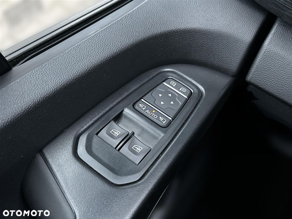 Renault Trafic 2.0 dCi EDC - 18