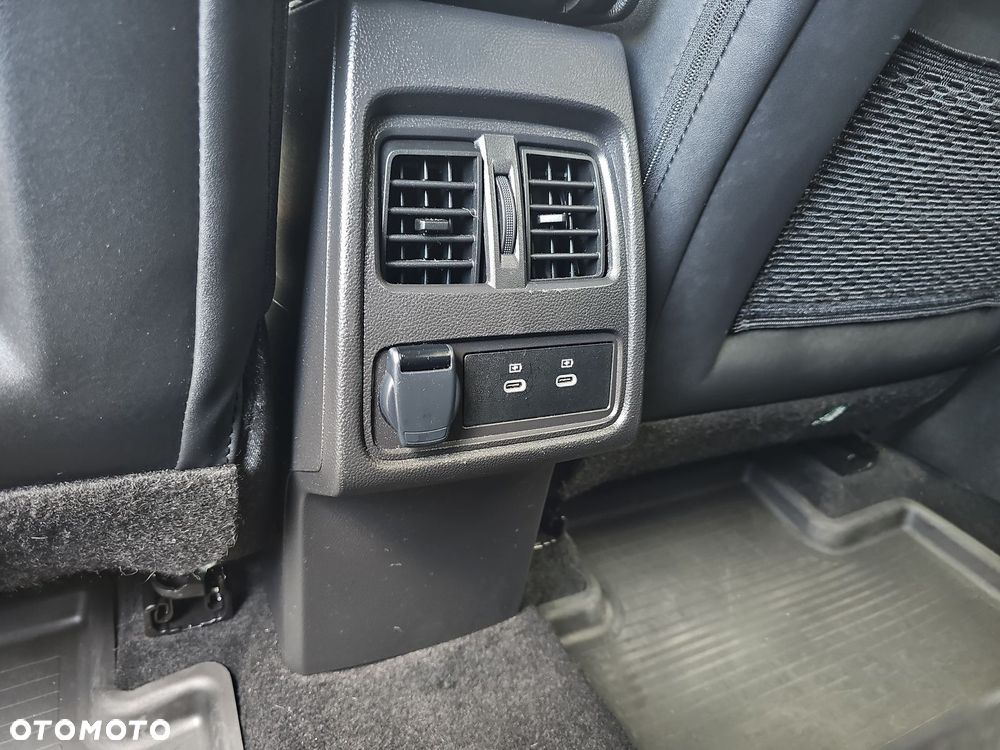 Renault Captur 1.6 E-TECH Full Hybrid 145 Techno - 20