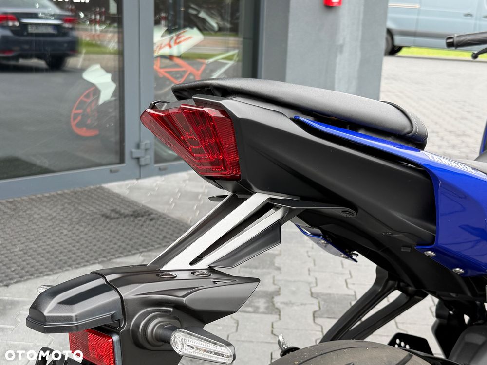 Yamaha MT - 12