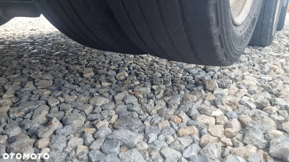 Tracon NACZEPA CHŁODNIA/IZOTERMA 13.60x2.90 JUMBO SKRĘTNA OŚ - 10