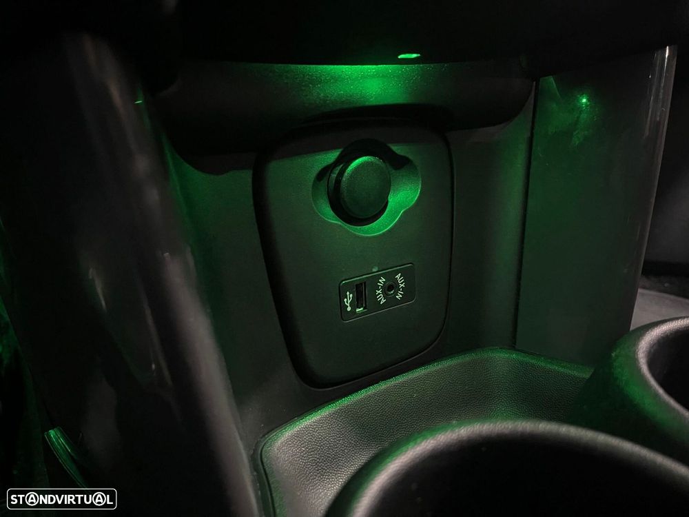 MINI 5 Portas Cooper D - 45