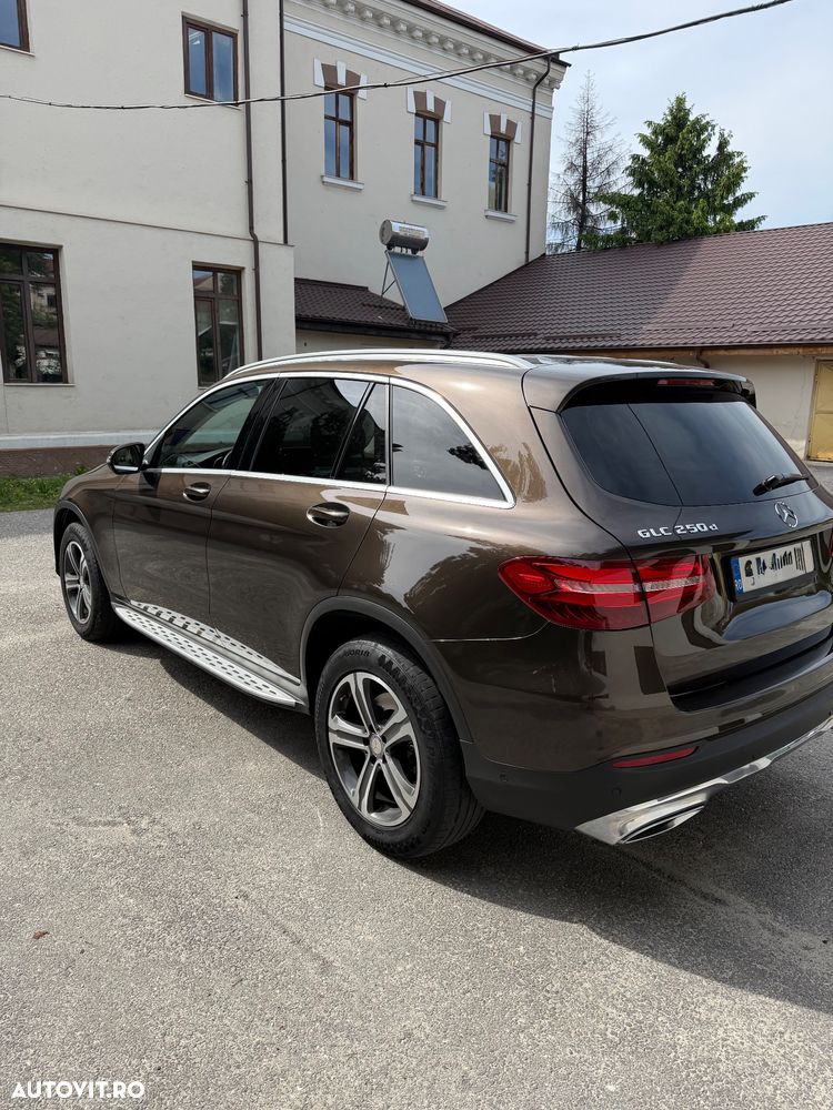Mercedes-Benz GLC - 4